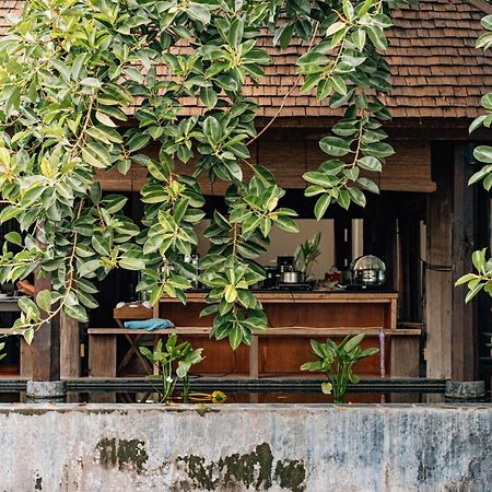 Inpawa Hotel Ban Phai Exterior photo